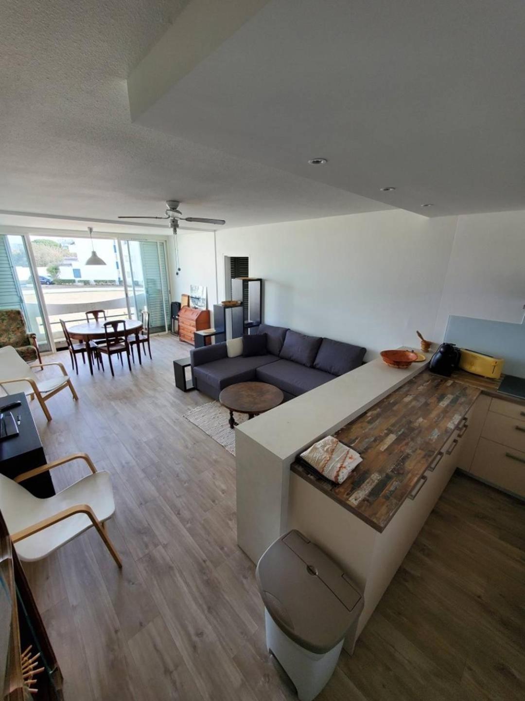 As17378 - P4 Dans Une Residence Sur La Plage Avec Vue Mer Et Piscine Le Grau-du-Roi Luaran gambar
